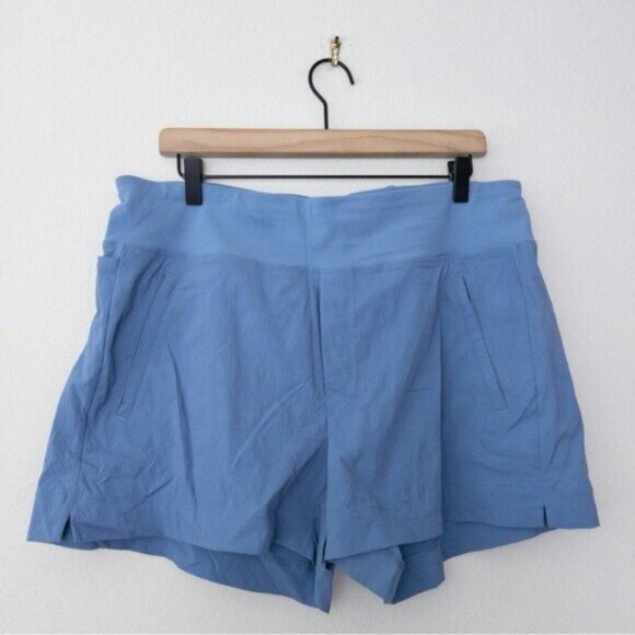 Athleta Trekkie North Short 14 Blue Active Pocket Hiking UPF Breathable - Picture 5 of 11